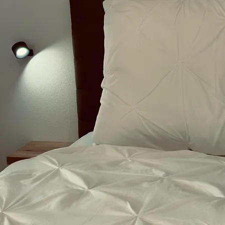 Flussbett - An Der Mosel